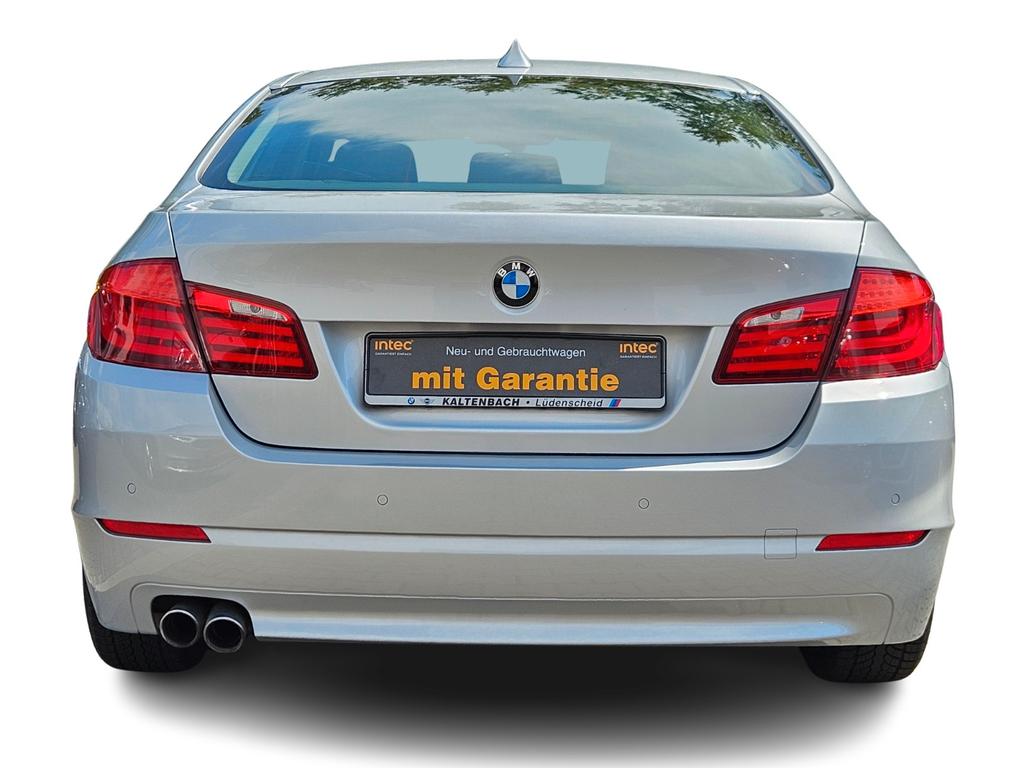 BMW 523