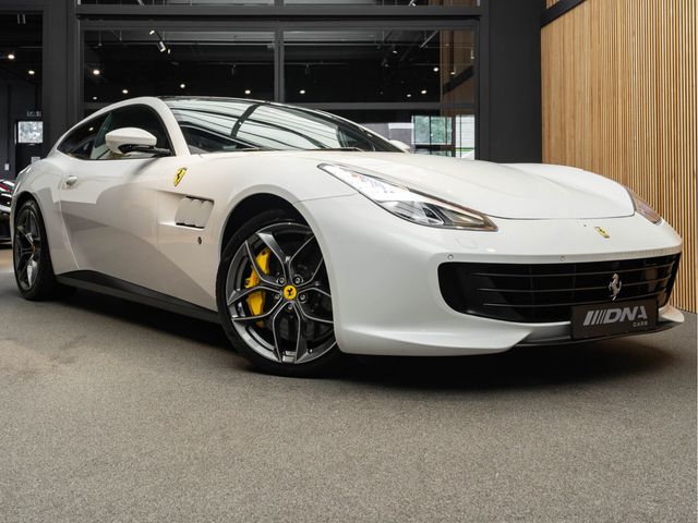 Ferrari GTC4Lusso GTC4 V8 Lusso T Carbon Pano Lift 3.9 V