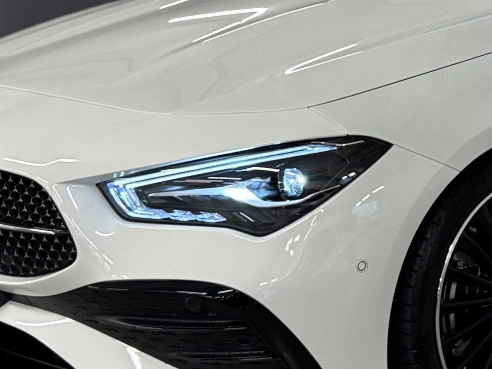 Fahrzeugabbildung Mercedes-Benz CLA 200 AMG*Night*LED*Kamera*Keyless*19"*MBUX*