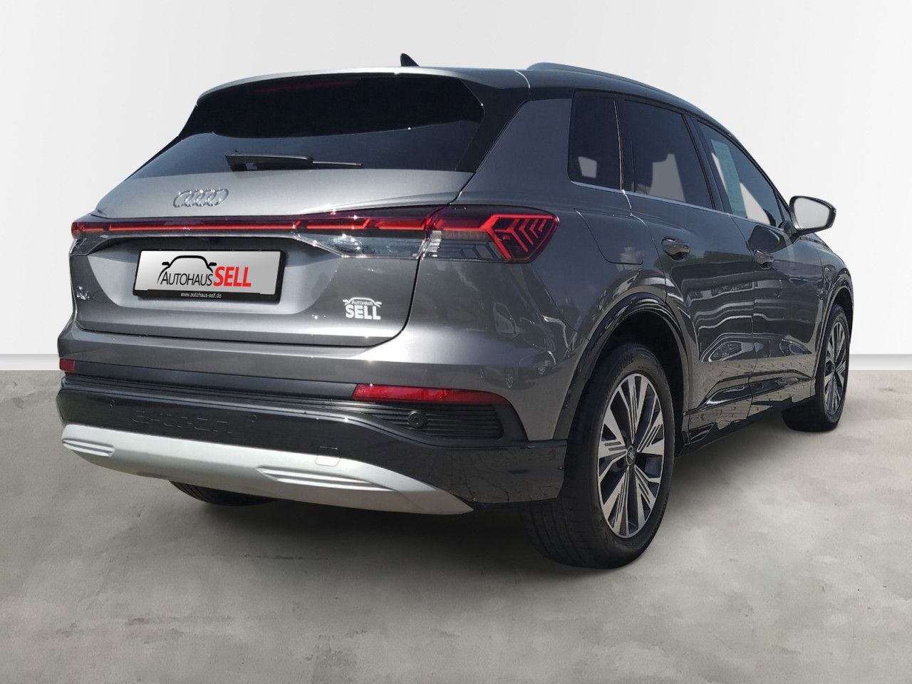 Fahrzeugabbildung Audi Q4 e-tron 55 kWh Brutto advanced