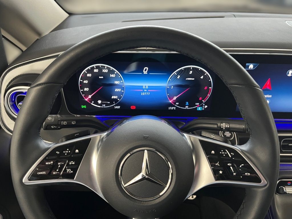 Fahrzeugabbildung Mercedes-Benz V 220 d STYLE Kompakt 7 Sitze 2,5tAHK LED EASY-P