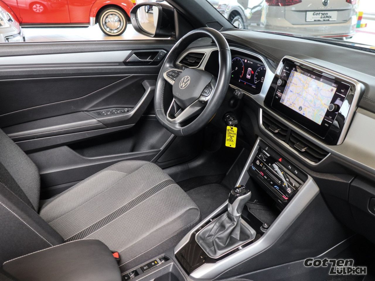 Fahrzeugabbildung Volkswagen T-Roc Cabriolet Style 1,5TSI DSG Navi PDC LED