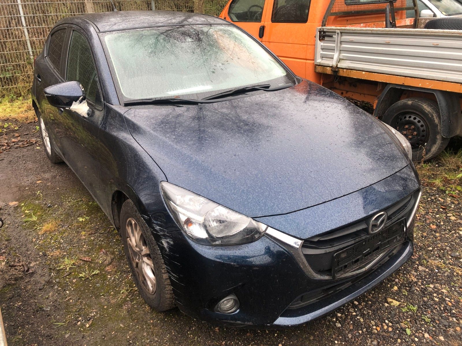 Fahrzeugabbildung Mazda 2 Lim. Exclusive-Line Seitenschaden