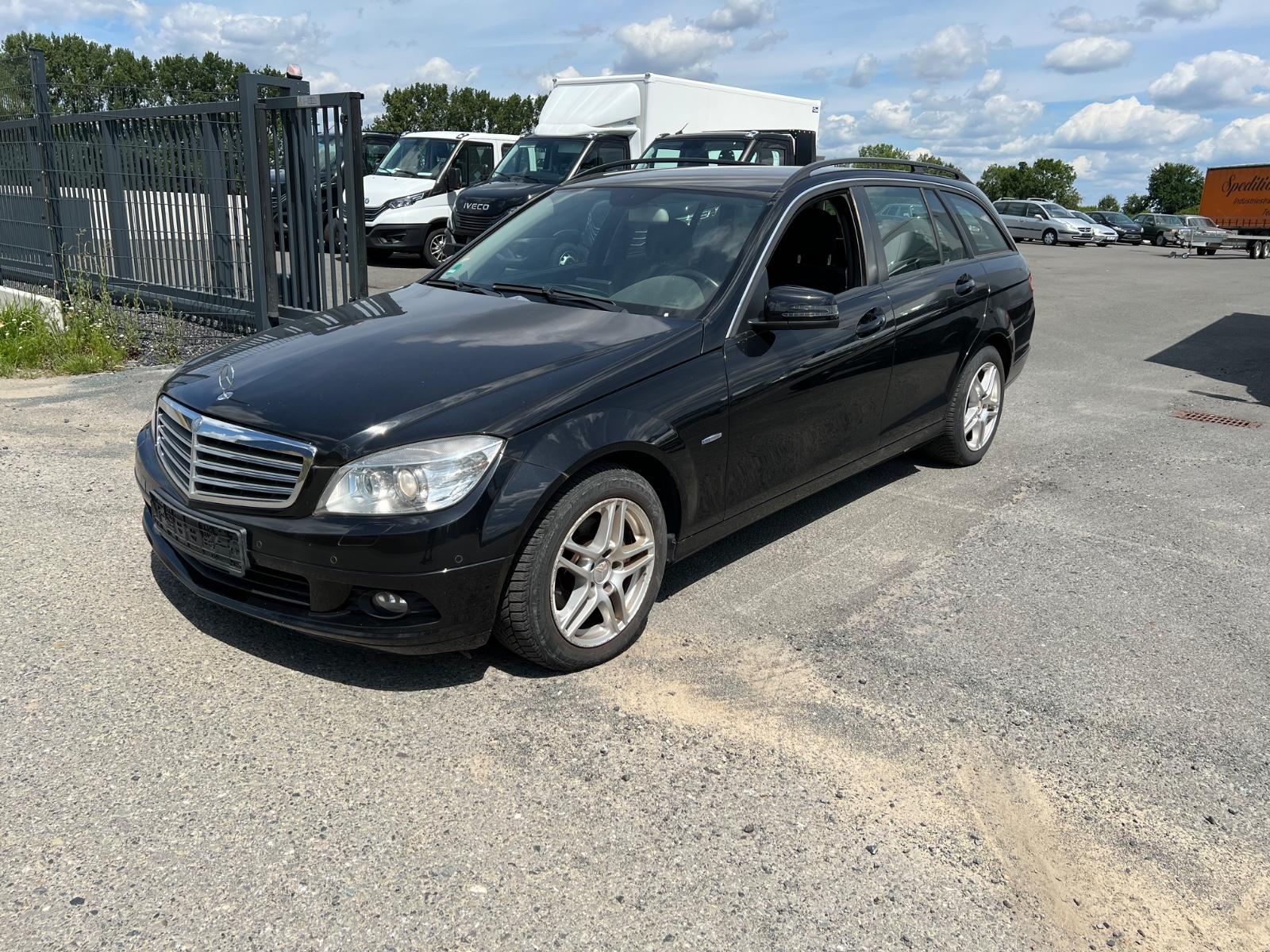 Mercedes-Benz C 200 CDI BlueEfficiency/1.Hand/Bi-Xenon/Navi/