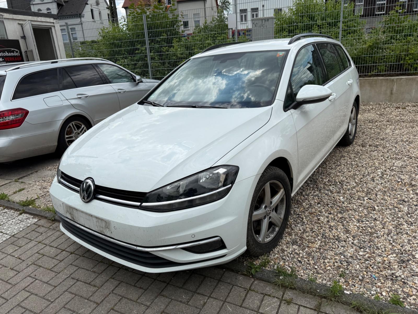Volkswagen Golf 2.0 TDI SCR Comfortline Variant