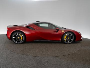 2021 Ferrari SF90 缩略图 23