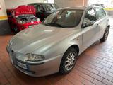 Alfa Romeo 147 1.6i 16V Twin Spark cat 5p. Disti - Alfa Romeo 147 aus 2002