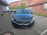 Volvo V60 Kombi Summum AWD 2.4 D-5 Zylinder - Volvo V60 in Bielefeld