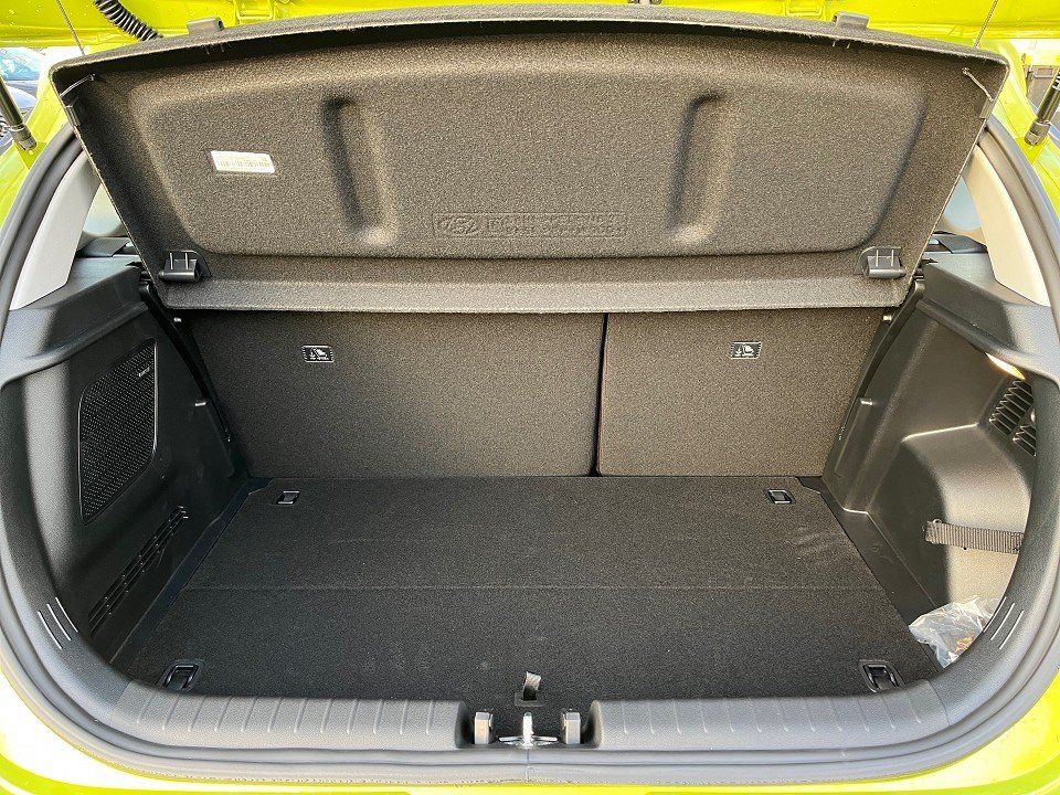 Fahrzeugabbildung Hyundai i20 1.0T 100PS Trend, Komfortpaket, Bose Soundpa