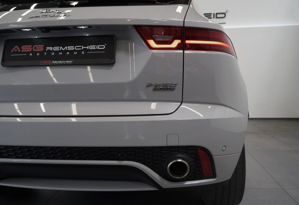 Jaguar E Pace