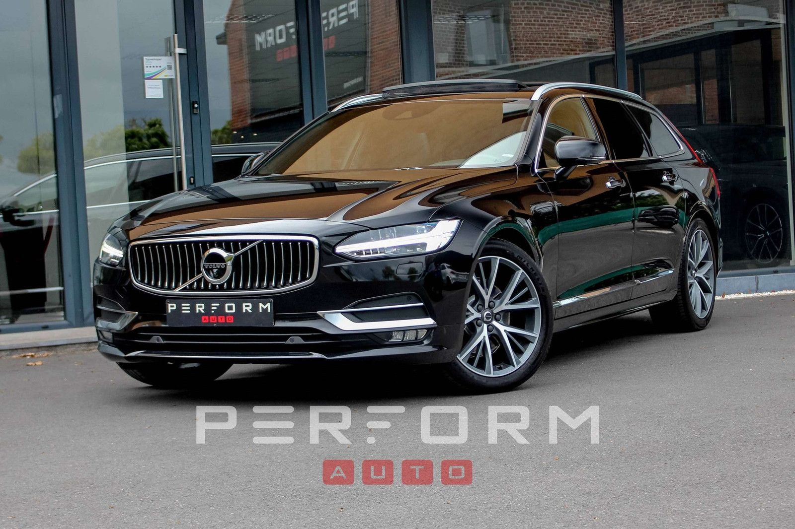 Volvo V90 D4 INSCRIPTION*PANO*360°CAM*HEAD-UP*TREKHAAK