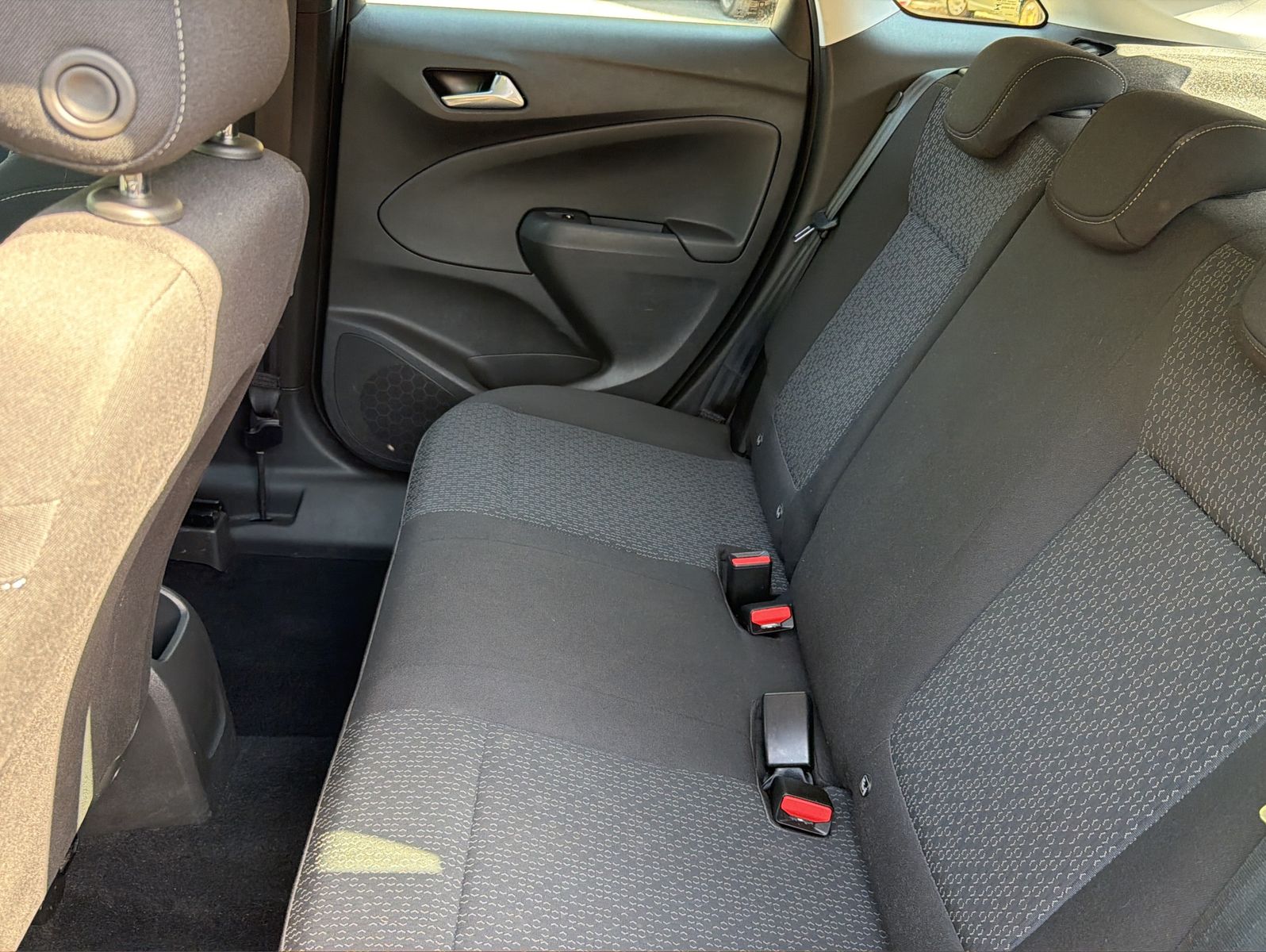 Fahrzeugabbildung Opel Crossland X Edition - 61 kW - Tempomat
