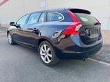 Volvo V60 1.5 Momentum Aut. - NAVI + BI-XENON+SHZ+DAB - Volvo Gebrauchtwagen in Ludwigshafen