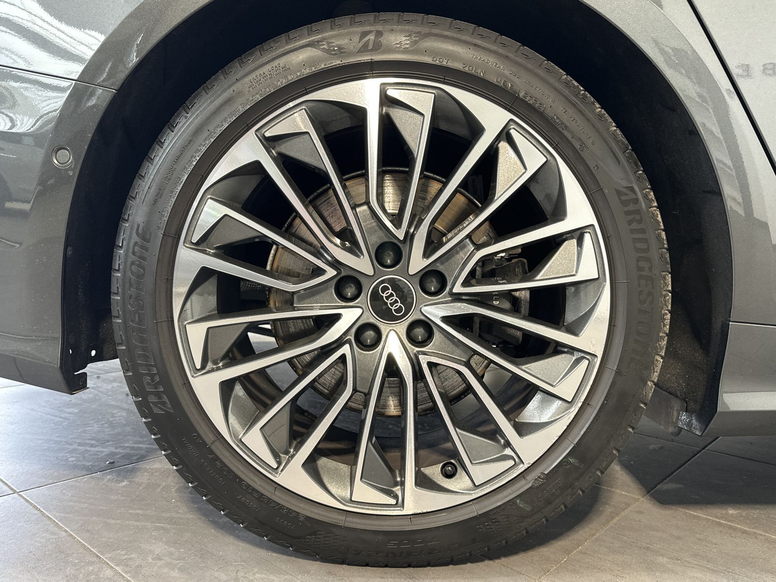 Fahrzeugabbildung Audi A6 50 TFSI e Qu S-Line NAV+MATRIX+PANO+ACC+19ZO