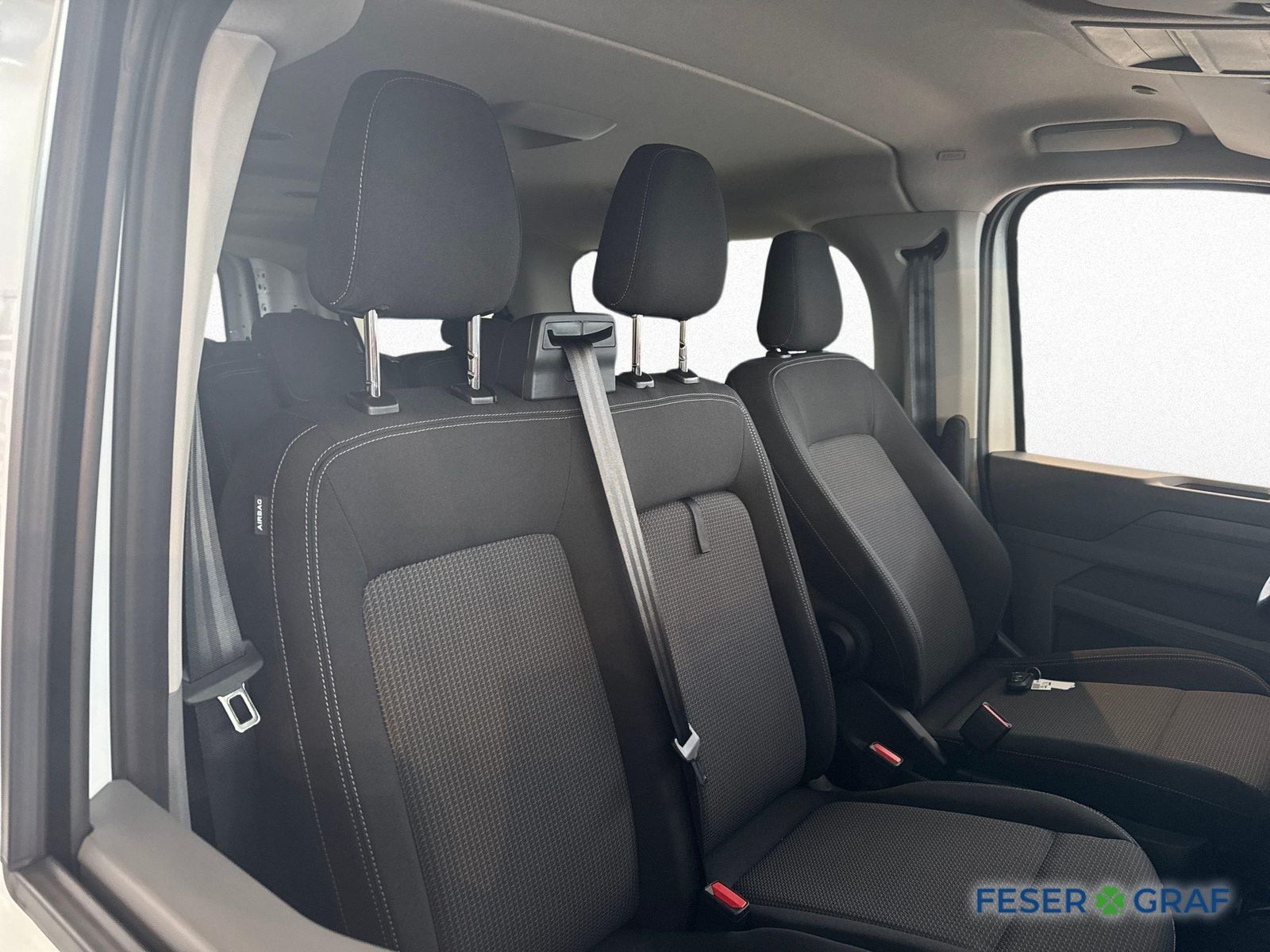 Volkswagen T7 Kombi - Bild 5