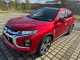 Mitsubishi ASX 2.0 MIVEC CVT 4WD Top Top - Mitsubishi ASX Top mit Benzin-Antrieb