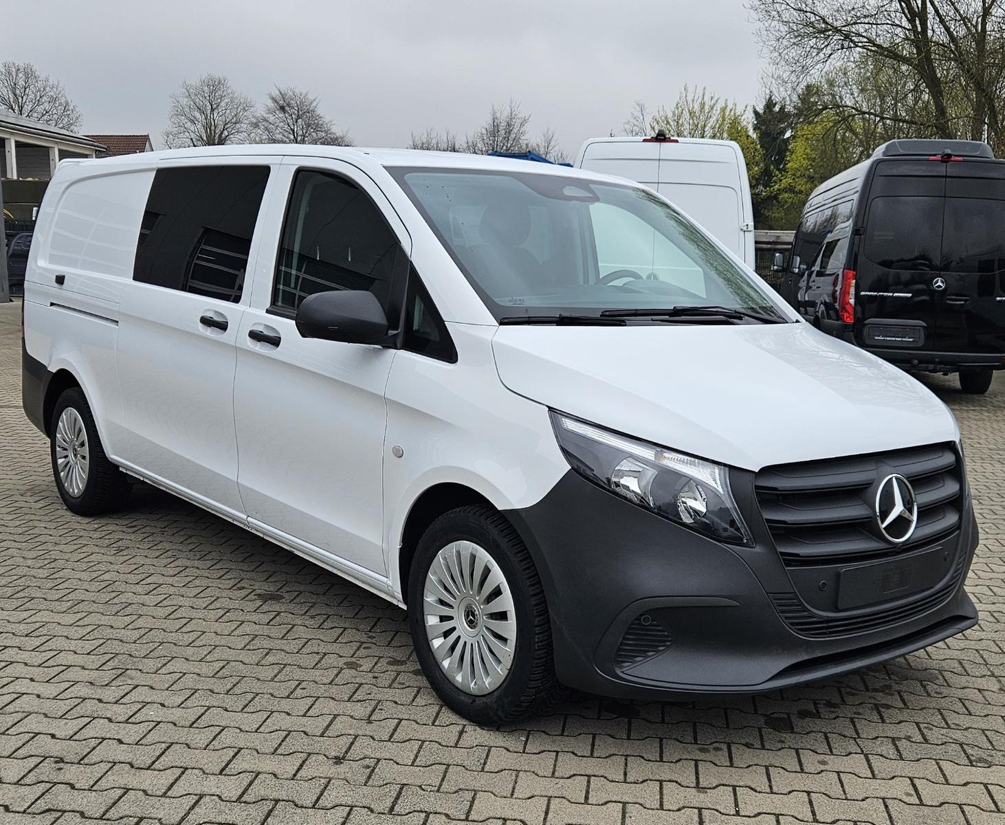 Mercedes-Benz Vito 116 extralang Mixto Automatik Navi SHZ AHK