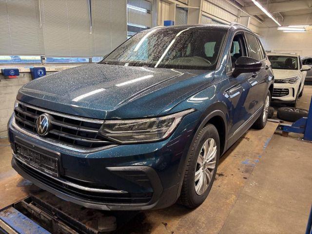 Volkswagen Tiguan 2.0 TDI DSG ACTIVE AHK NAVI KAMERA HuD
