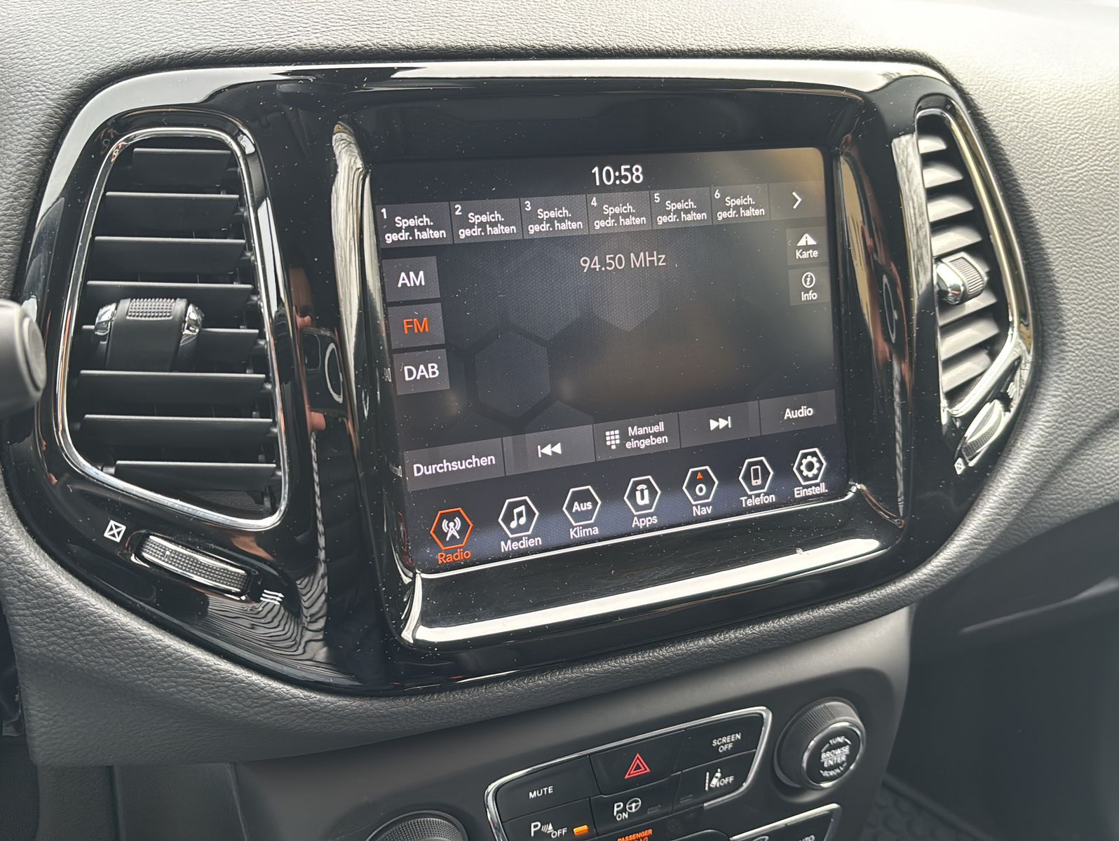 Fahrzeugabbildung Jeep Compass Limited FWD