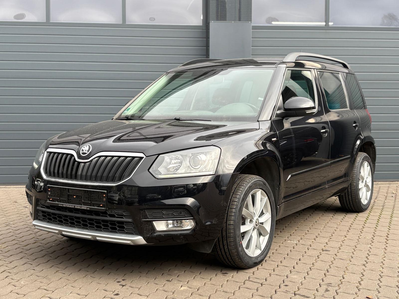 Skoda Yeti 2.0 TDI*4x4*Xenon*AHK*SHZ*PDC*1.Hd.*