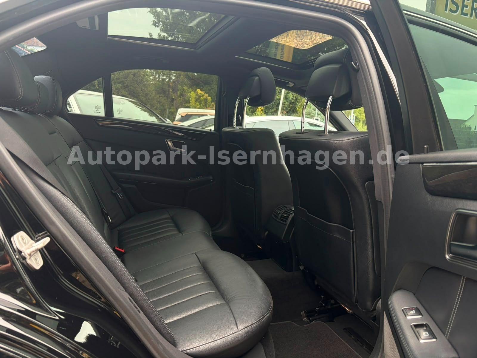 Mercedes-Benz E 300 Avantgarde*FL*Pano*Leder*4xSZH*Keyless*Xen