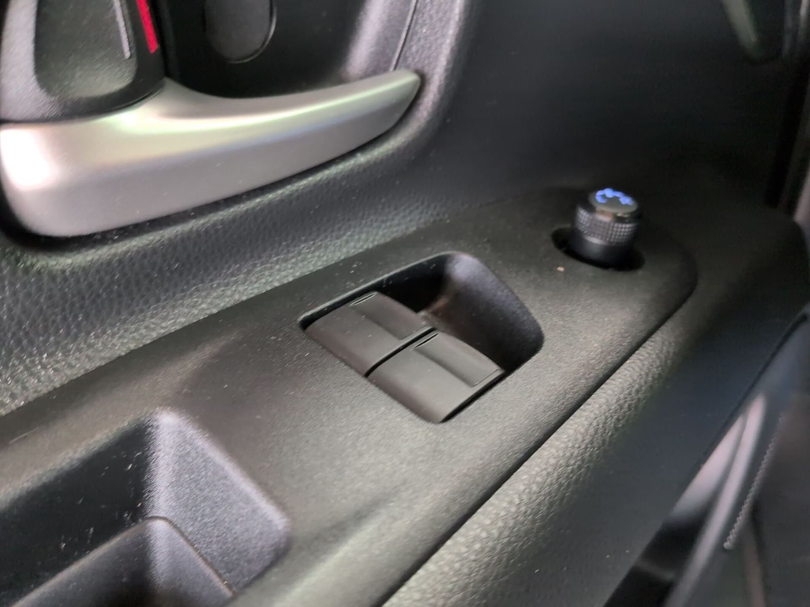 Fahrzeugabbildung Toyota Aygo X 1.0 Explore CVT AUT. KlimaA,LED,Navi,SHZ