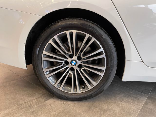 BMW 530 d xDrive Touring Sport Line *2.Hand*LED*SHZ*