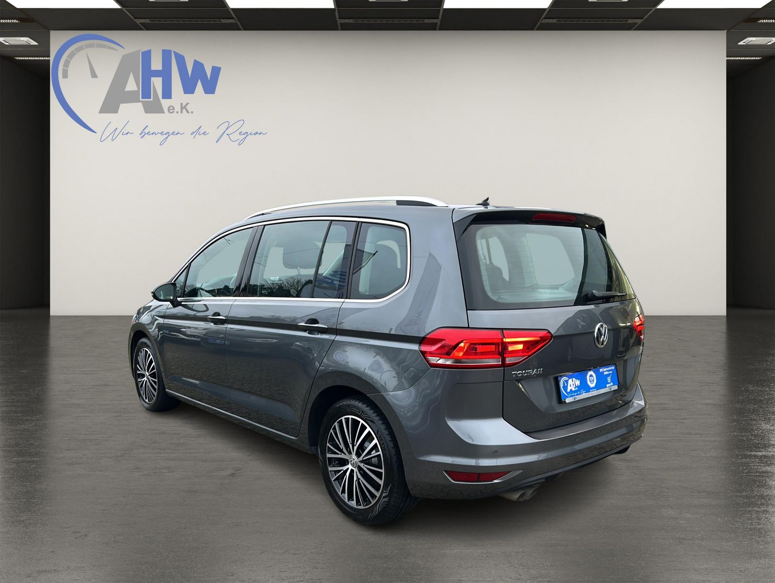 Fahrzeugabbildung Volkswagen Touran 1,8 TSI Highline BMT/Start-Stopp