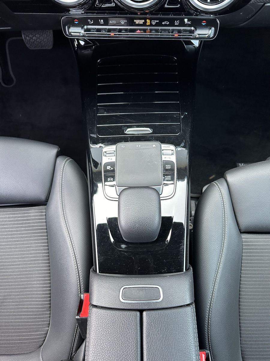 Fahrzeugabbildung Mercedes-Benz A 220d Progressive DCT NAV+LED+SHZ+KAMERA+AHK+EU