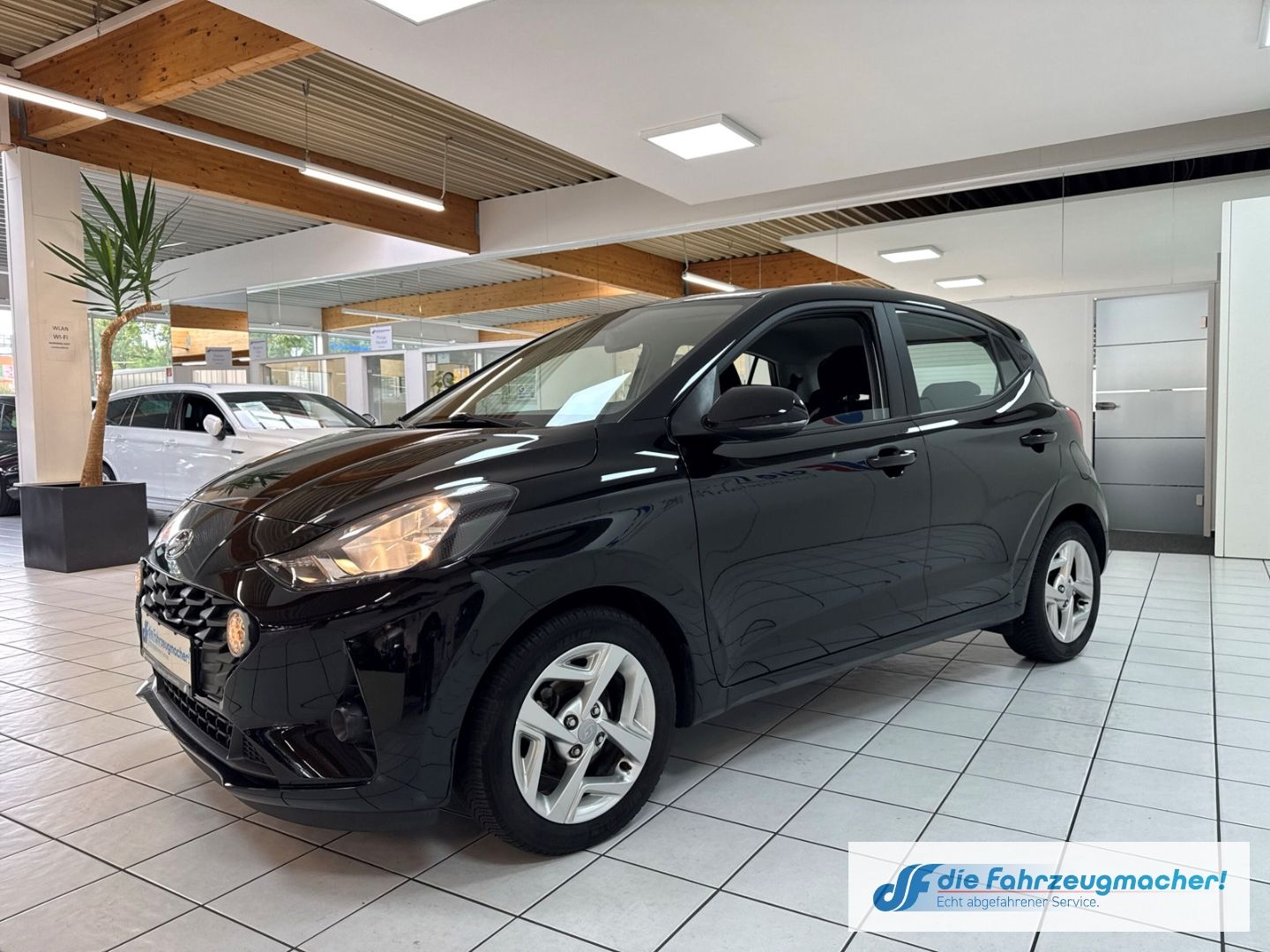 Fahrzeugabbildung Hyundai i10 Trend 1.0 EU6d Navi Apple CarPlay Android Au