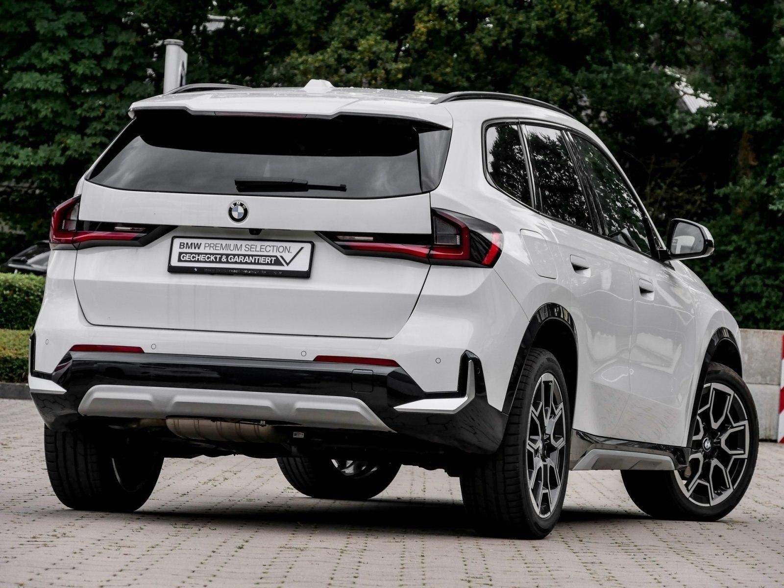 BMW X1 xDrive20d xLine HUD ACC AHK RFK NAVI LED LM