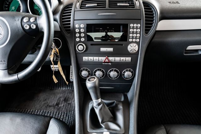 Fahrzeugabbildung Mercedes-Benz SLK Roadster 200 Kompressor