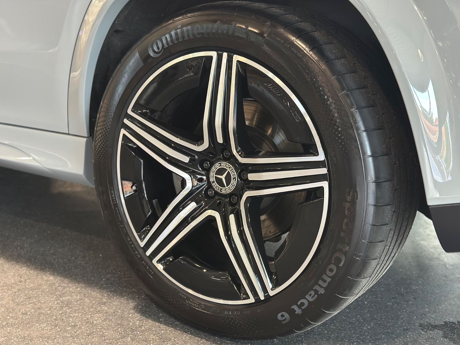 Mercedes-Benz GLE 300 d 4M 3x AMG-Line 1.HA ACC BURM NIGHT AHK foto 12