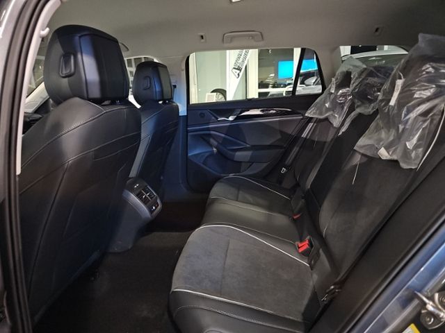 Fahrzeugabbildung Volkswagen Passat Variant 2.0 TDI DSG Elegance AHK NAVI IQ.