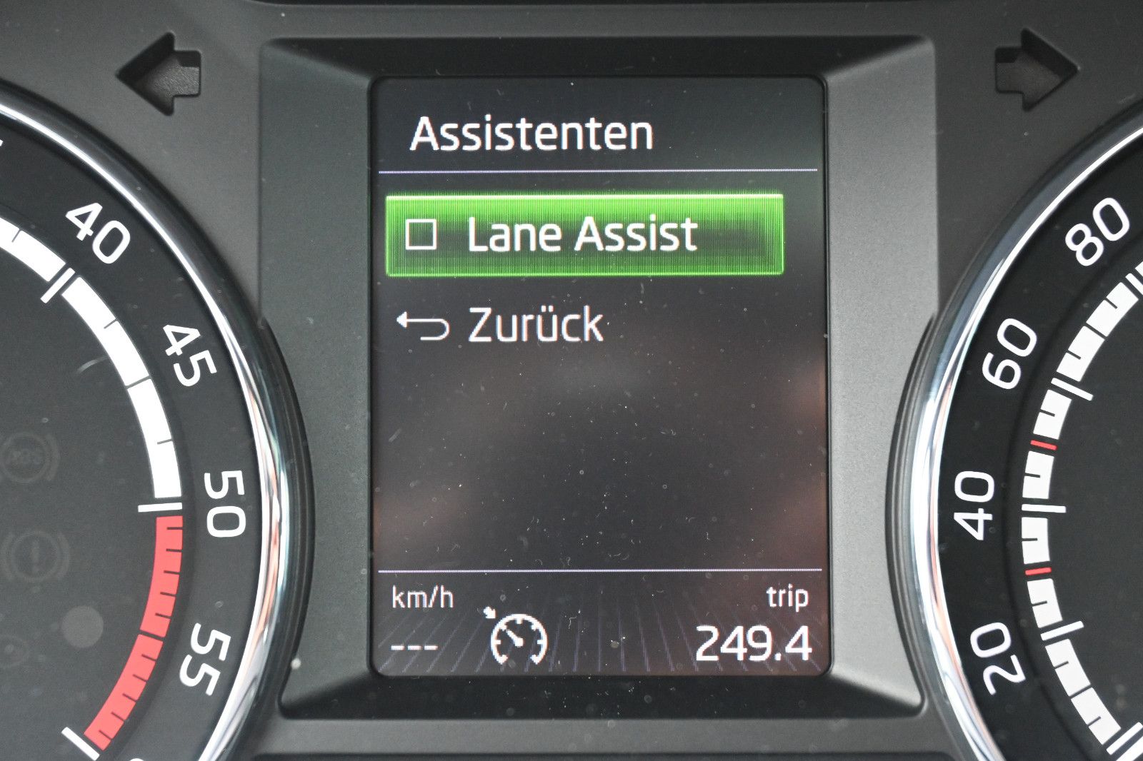 Fahrzeugabbildung SKODA Octavia 2.0 TDI Green tec DSG RS Combi °AHK°STHZ