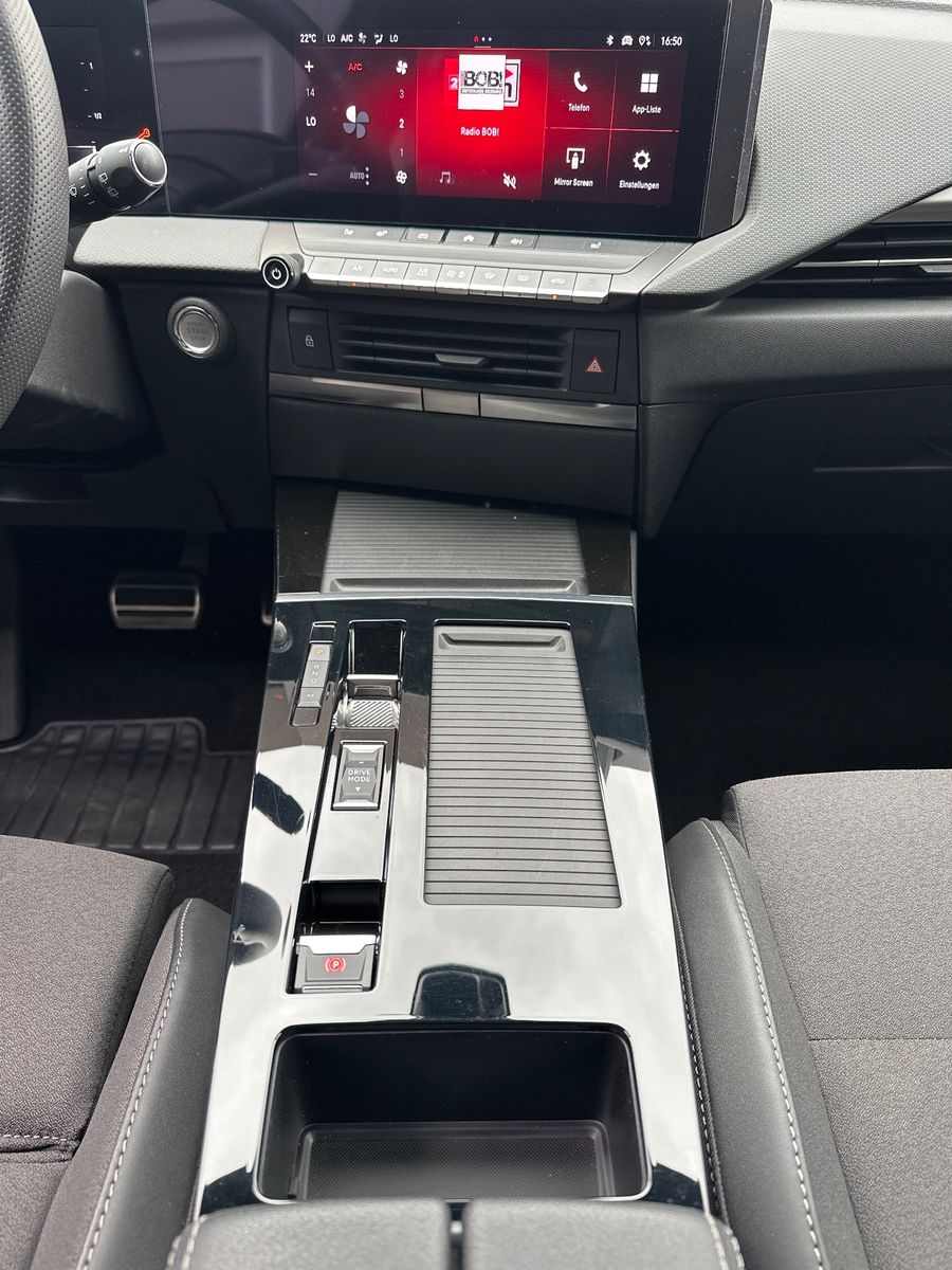 Fahrzeugabbildung Opel Astra Sports Tourer 1.5 D Automatik GS NAV+LED