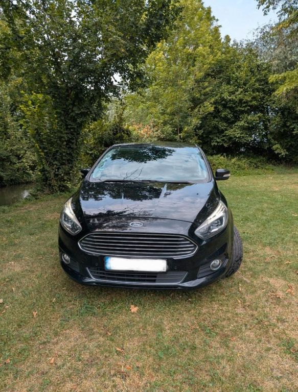 Image of Ford S-Max