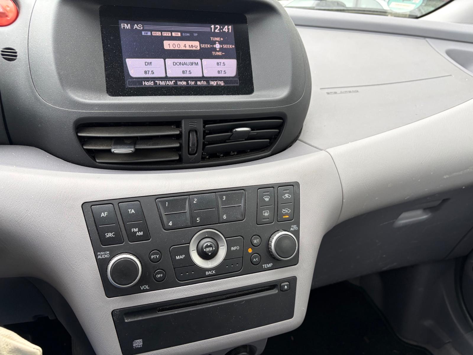Nissan Almera 2005 — photo 23