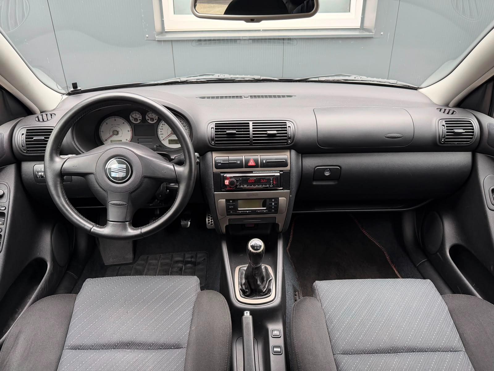 SEAT LEON - 1.9 TDI 110 CV - PACK SPORT - BVM