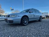 Audi S4 2.7 quattro Avant, vieles erneuert - Audi S4 mit Benzin-Antrieb: Kombi, 4.2
