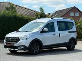 Dacia Dokker TCe 115 Stepway Celebration*KLIMA*NAVI* - Dacia Dokker Celebration mit Benzin-Antrieb