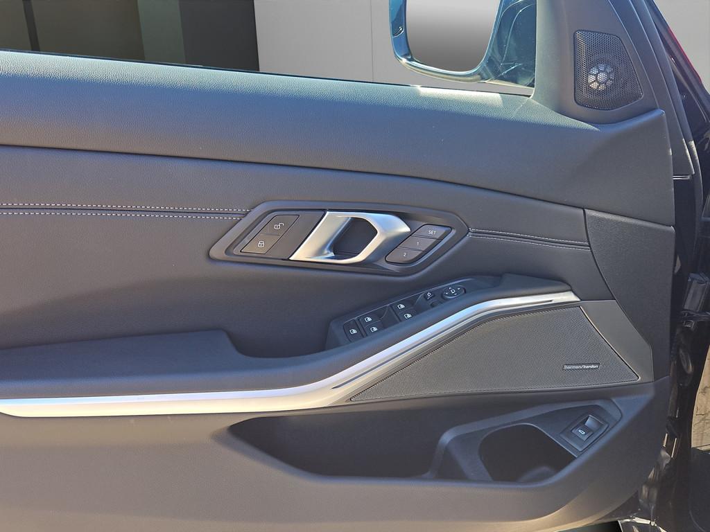 BMW M340i xDrive Lim. NAVI MEMORY KEYLESS 360° 19"
