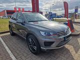 Volkswagen Touareg 3.0 V6 TDI SCR 150kW Tiptr Exclusive... - Volkswagen Touareg: Exclusive