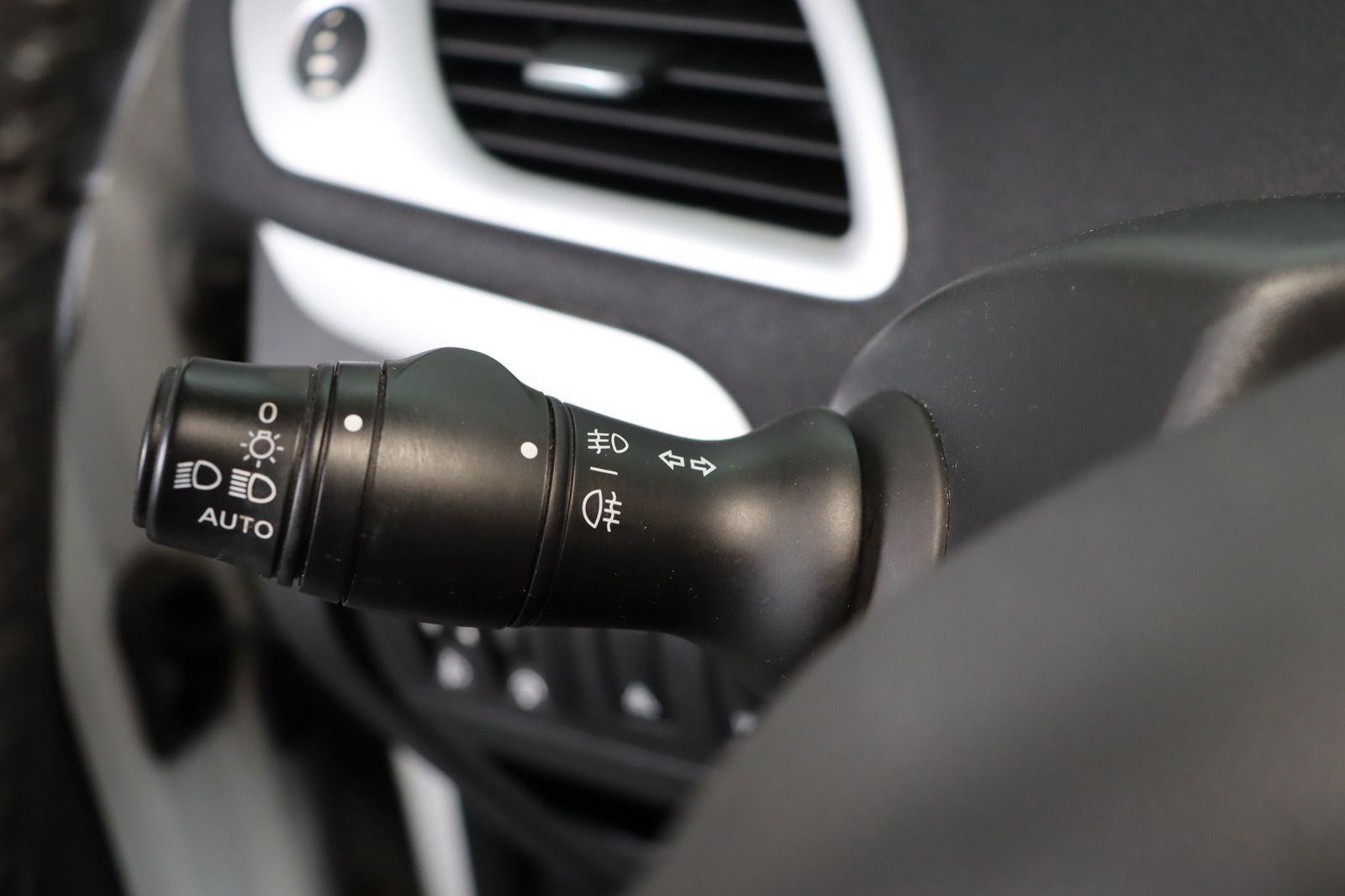 Fahrzeugabbildung Renault Grand Scénic * Navi * Sitzhzg. * Keyless