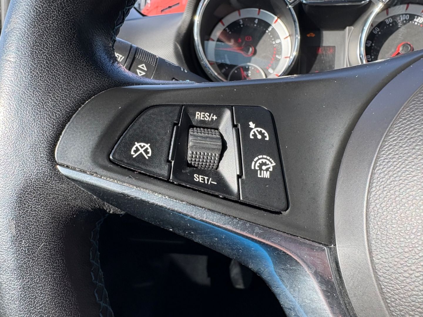 Fahrzeugabbildung Opel Adam Slam ecoFlex 1.0 Turbo KLIMA Klimaautom SHZ