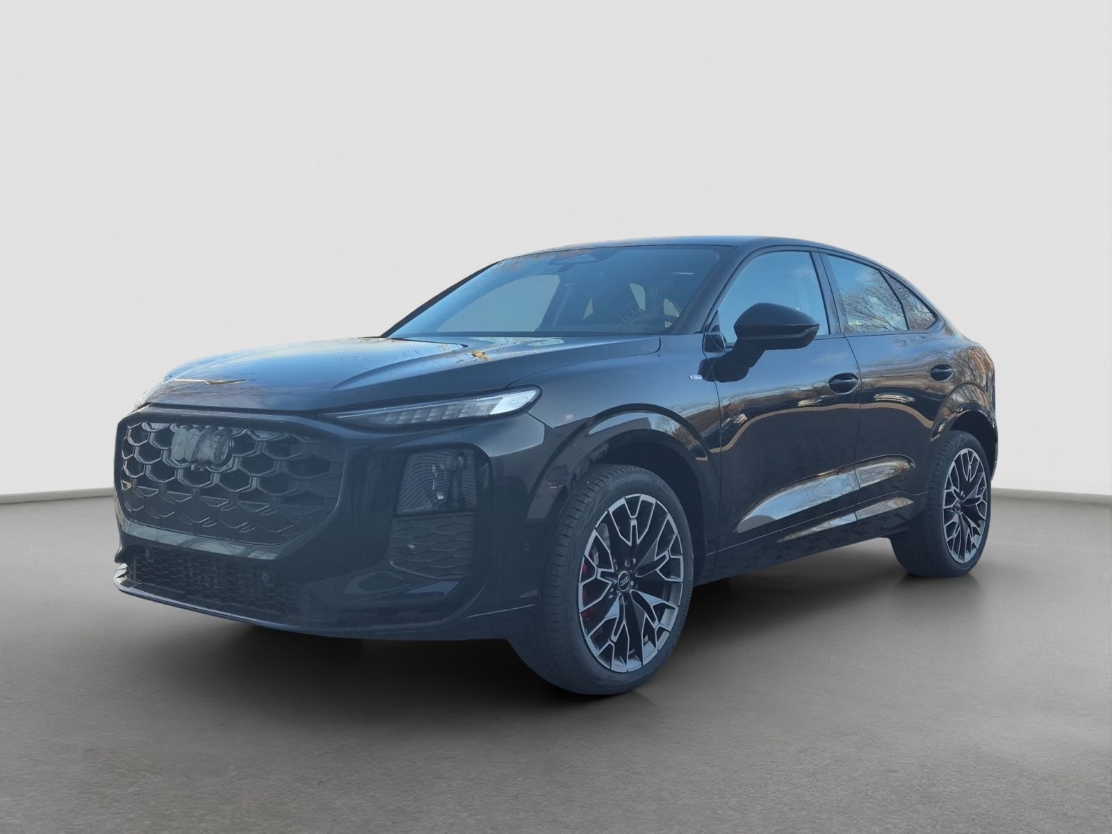 Audi Q3 Sportback TFSI quattro 150 kW S tronic imagem 2