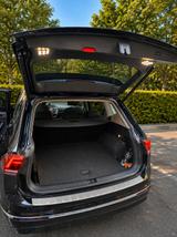 Volkswagen VW Tiguan Allspace Highline R-Line | 190 PS | 4M - VW Tiguan Allspace Gebrauchtwagen in Stuttgart