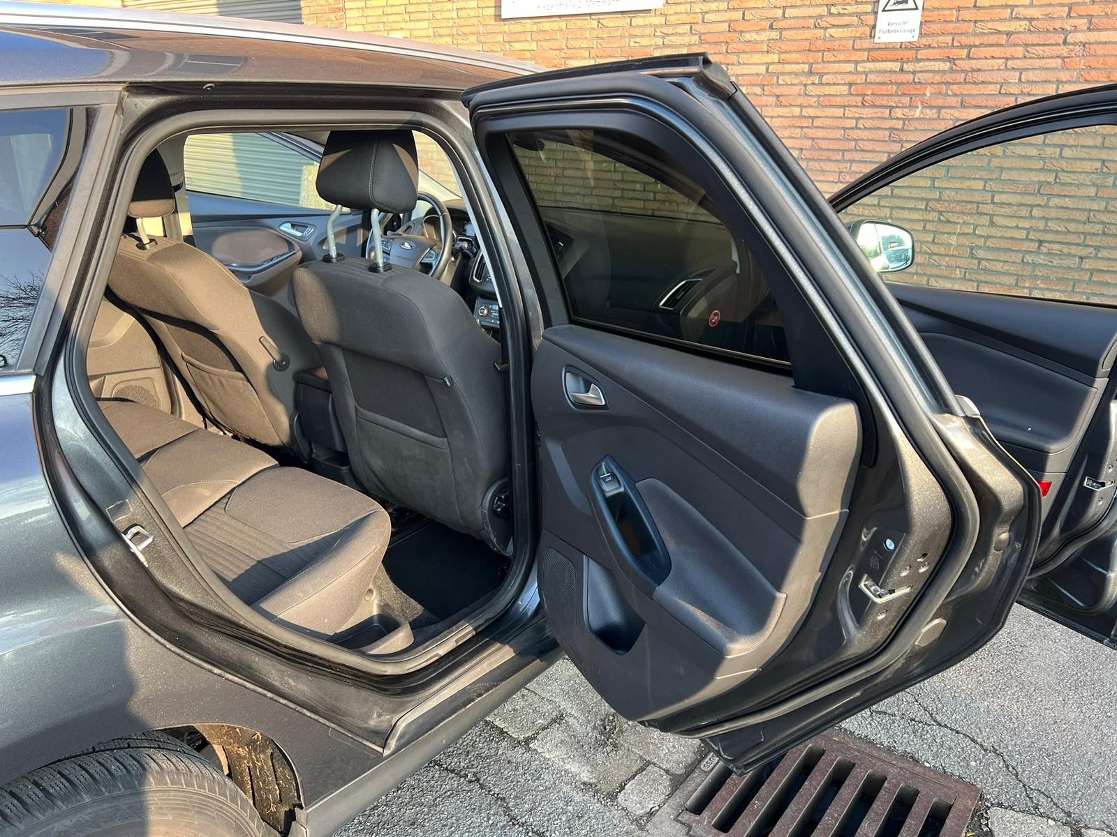 FORD Focus Turnier Titanium selbst Parkassistent