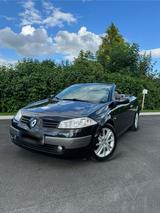 Renault Mégane 2 Cabrio-Coupé (CC) mit ein... - Renault Megane mit Benzin-Antrieb: Cabrio, Automatik