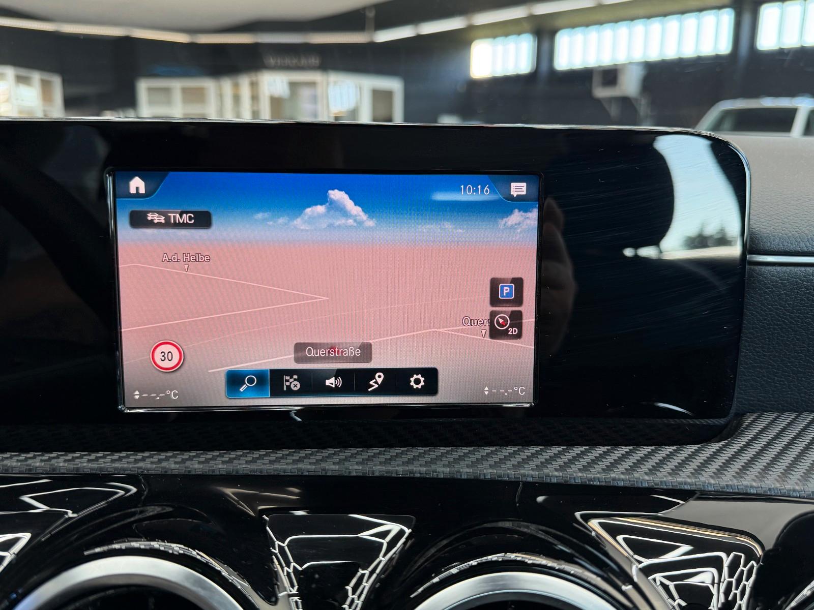 Mercedes-Benz A250e8G-DCT Style+Navi+LED+Rfkm.+MBUX-Paket